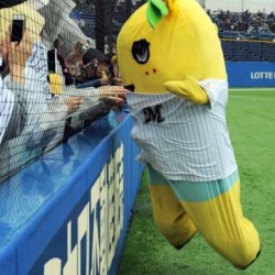 ふなっしー「聞いてコナミさん、ふなっしーは抑え専門の技巧派ピッチャーだなっしー！」