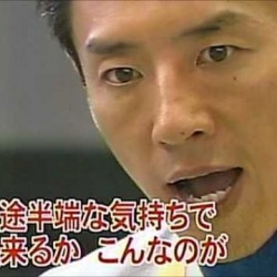 修造「ケイ！今こそあの技を使うんだ！」　錦織「え？」　修造「一緒に魔界で練習したじゃないか！！」