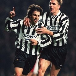 Jリーグ「47都道府県にクラブ作るぞ！」　←誰がスポンサーになるの？